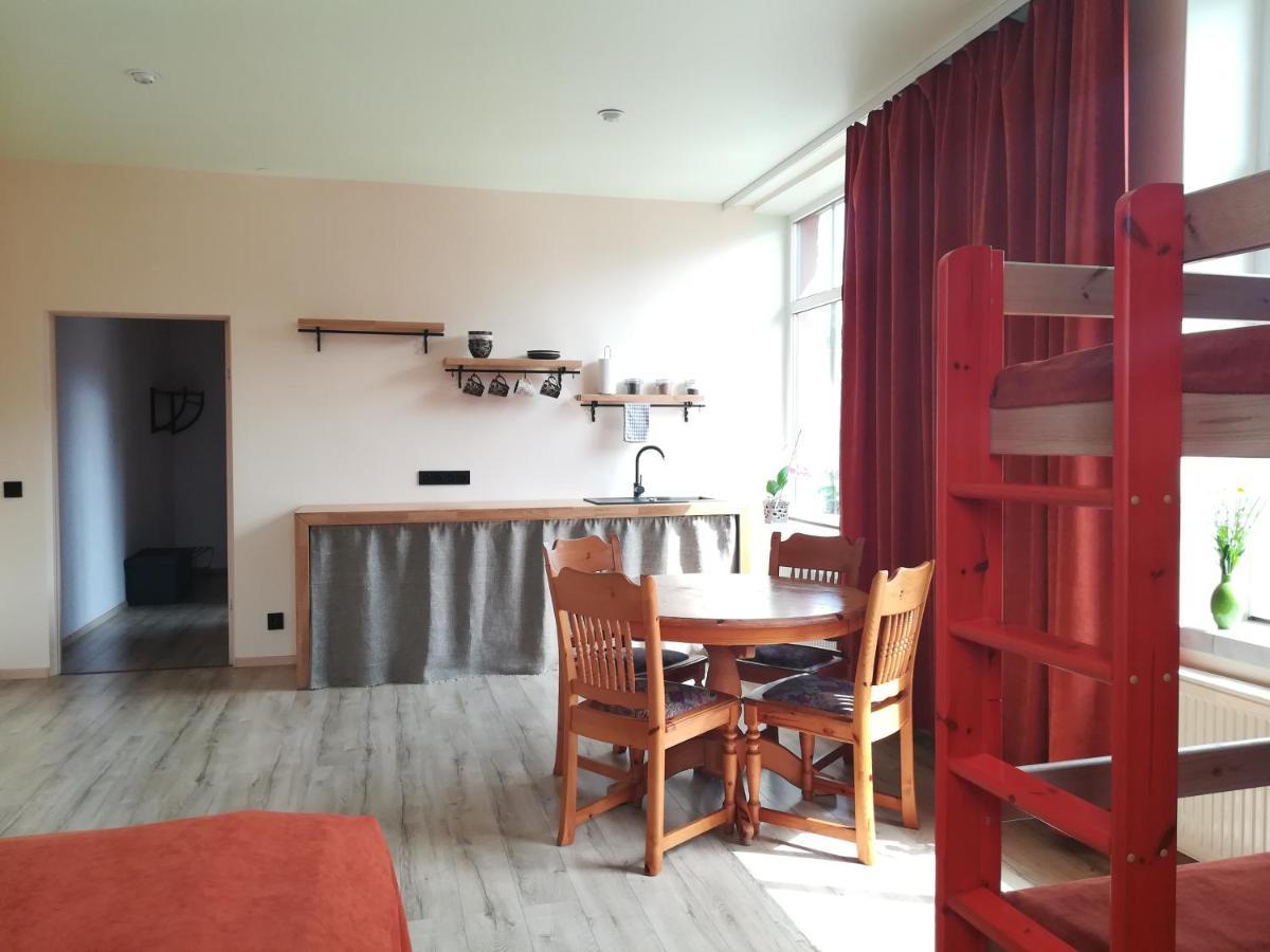 Kuldiga Kalna Apartment ภายนอก รูปภาพ